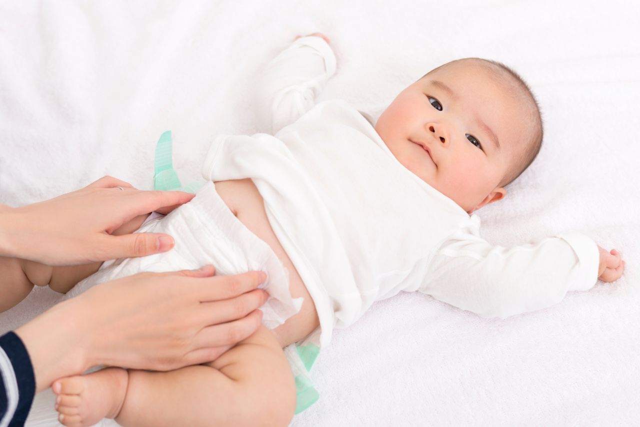 Cara Memilih Pamper Terbaik Mengikut Umur dan Berat Bayi